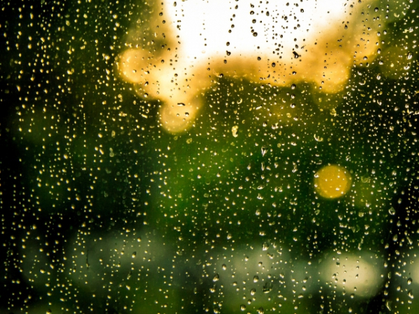 Do short bouts of rain tend to frighten you?