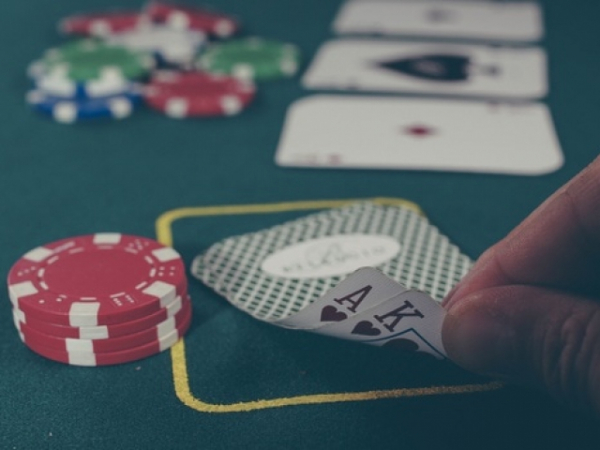 Can you play poker with just two people?
