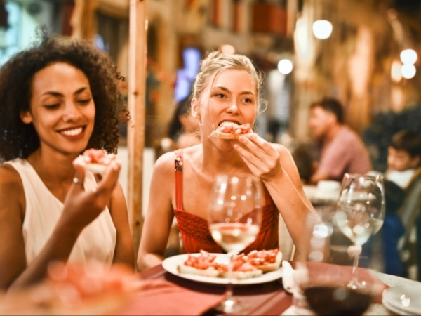 Would you rather eat alone or sit with a group of strangers?