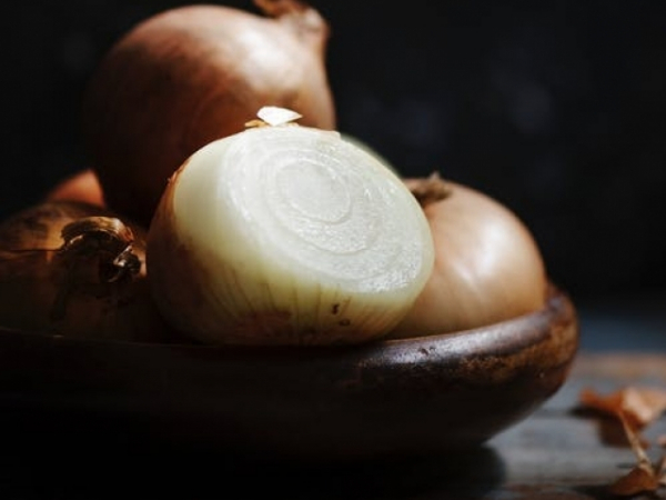 Let's say that your personality was like an onion. How many layers would be within your soul?