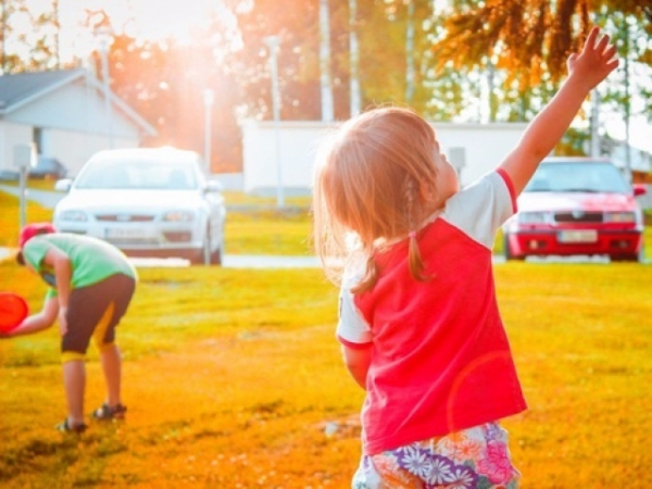 As a child, do you remember your parents fighting a lot?