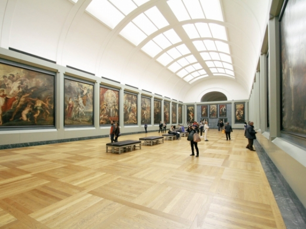 How often do you make it out to museums or galleries?